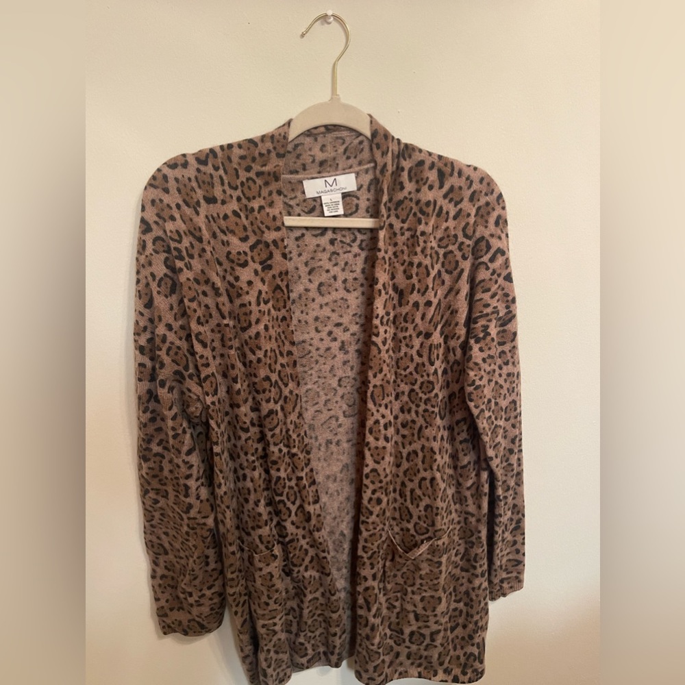 100% cashmere sweater